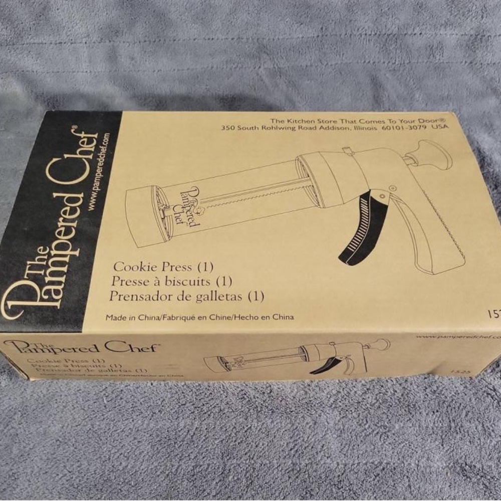 NEW IN BOX Pampered Chef Cookie Press: Versatile Baking With Multiple Shapes
